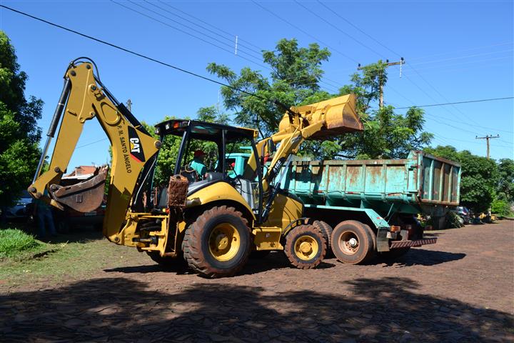 Secretarias de Meio Ambiente e de Saúde realizam mutirão de limpeza